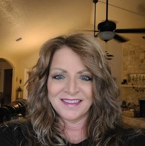 Meet your Posher, Pam